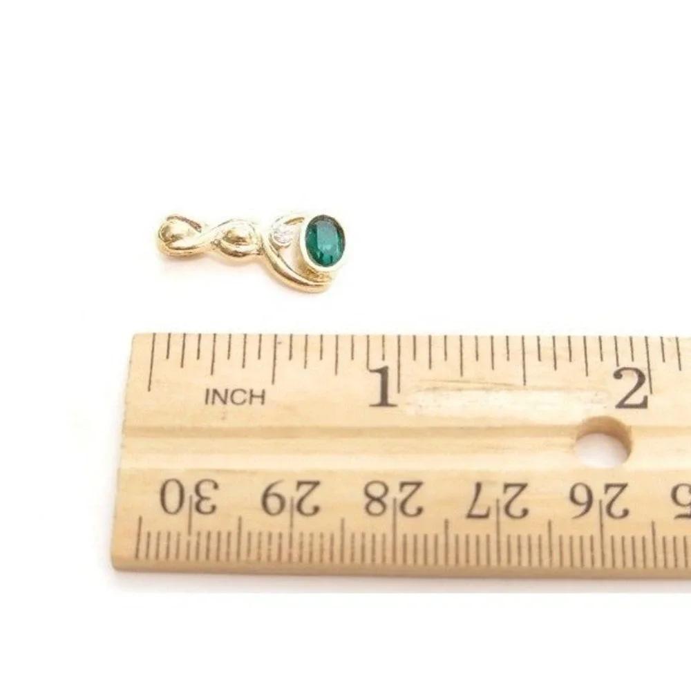 Emerald Green Rhinestone‎ Gold Pendant